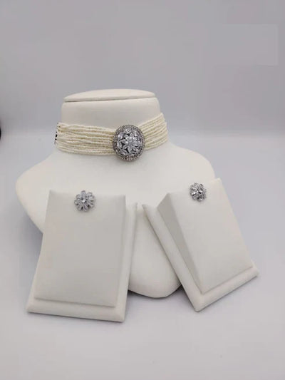 Pearl Choker Necklace Set with Gold Necklaces & Earrings – قلادة لؤلؤ مع أقراط ذهبية