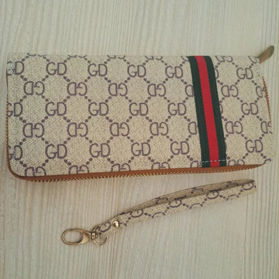 European American Elegant Clutch Bag Long Wallet with GD Name – شنط صغيرة | Clutch شنطة | Coach Bag | كلتش