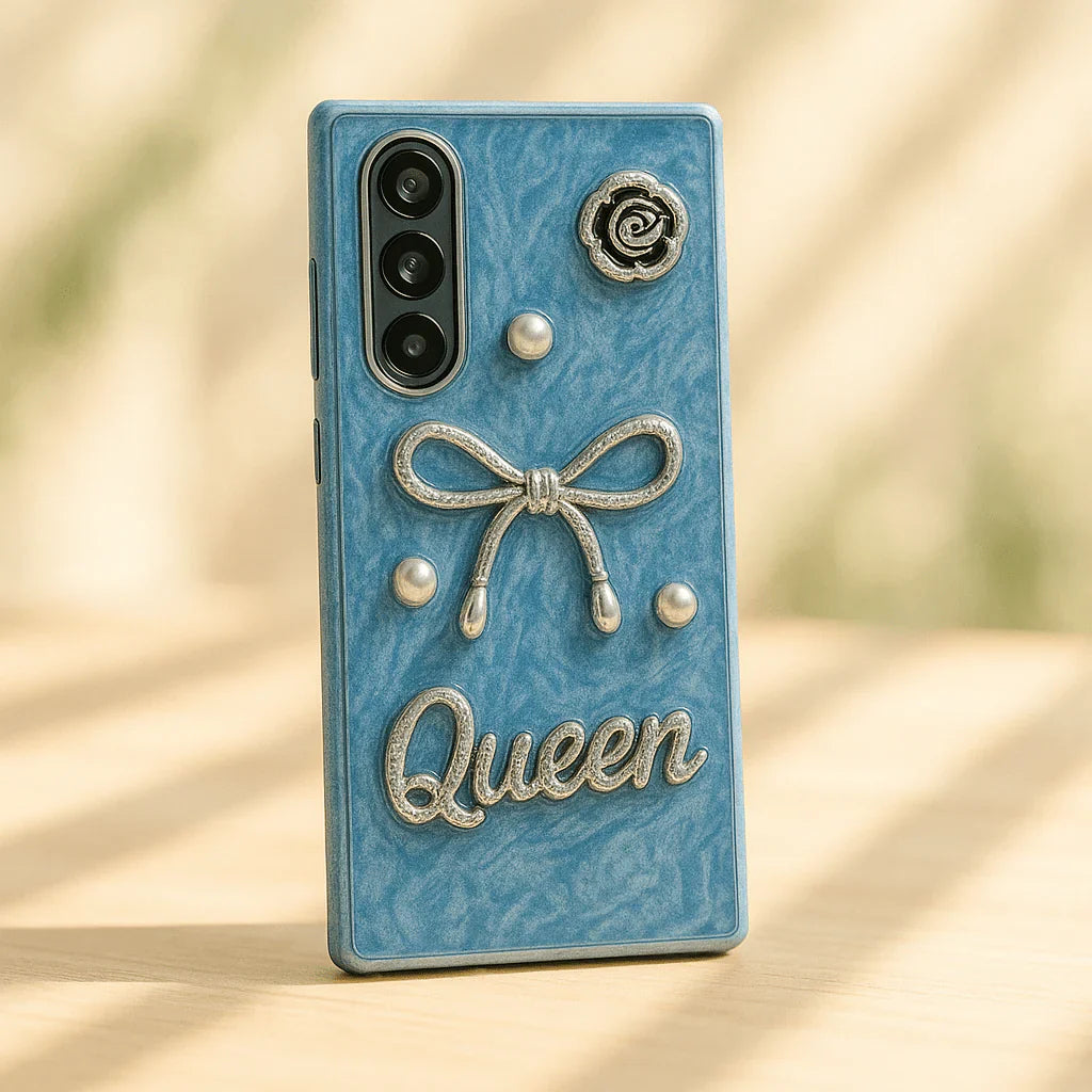 Luxury Pearl & Bow iPhone Case – 3D Chic Edition جراب فاخر للآيفون مزين باللؤلؤ والفيونكة – إصدار أنيق ثلاثي الأبعاد