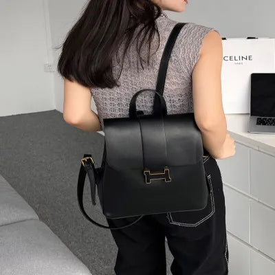 Elegant Black Leather Backpack for Women حقيبة ظهر جلدية سوداء أنيقة للنساء